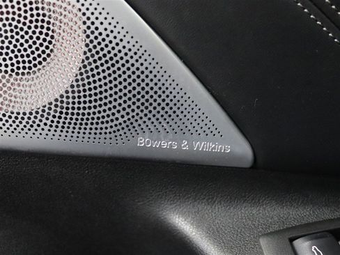 Used 2020 BMW M550i xDrive w/ Executive Package image 39