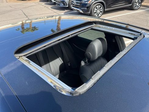 Used 2018 Mercedes-Benz E 400 4MATIC Sedan image 20