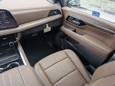 New 2026 Chevrolet Tahoe High Country image 18