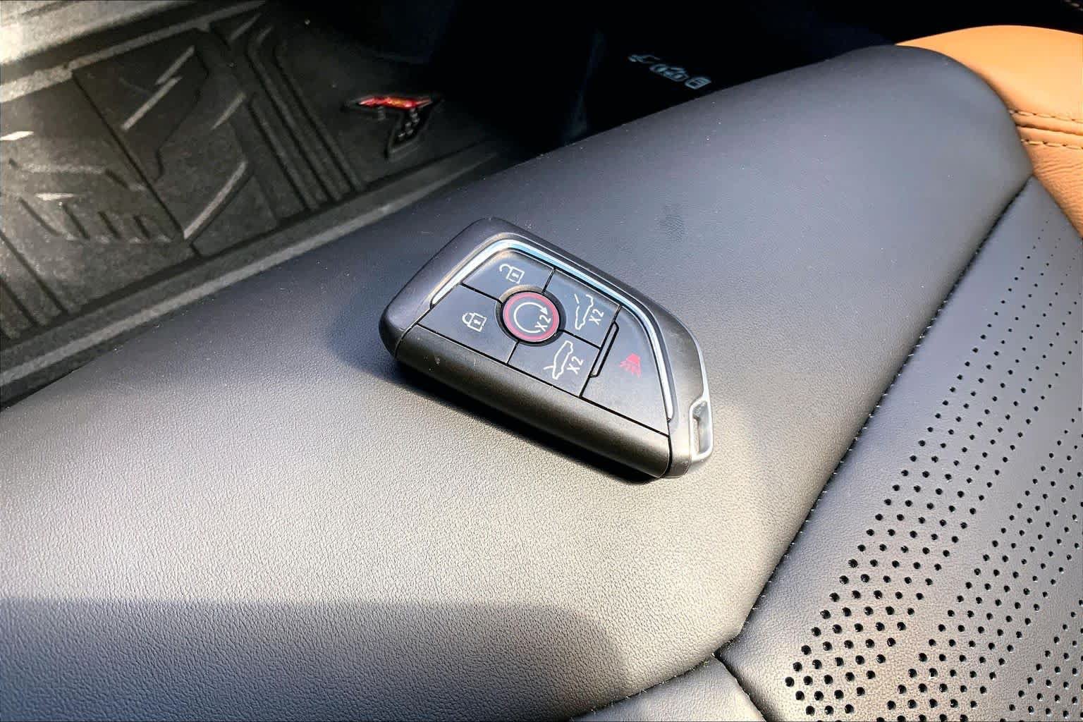 Used 2025 Chevrolet Corvette Stingray Preferred Cpe w/ Z51 Performance Package RWD image 15