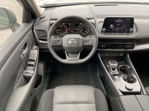 New 2026 Nissan Rogue SV w/ Cold Weather Package AWD/4WD image 15