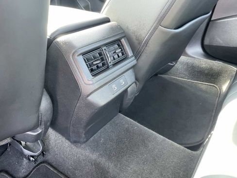 Used 2023 Honda Accord EX-L image 13