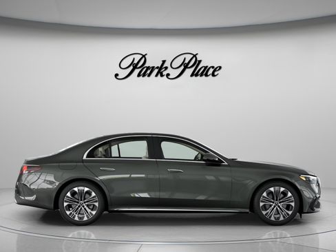 New 2026 Mercedes-Benz E 350 Sedan image 27
