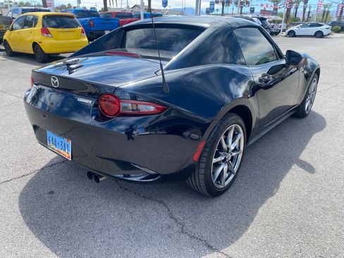 Used 2022 MAZDA MX-5 Miata RF Grand Touring RWD image 6