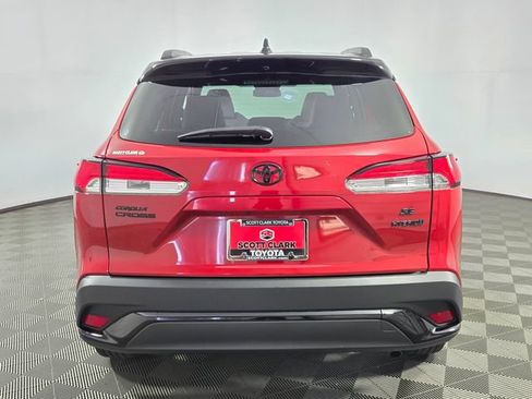 Used 2023 Toyota Corolla Cross AWD Hybrid w/ Moonroof Package image 6