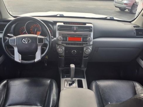 Used 2011 Toyota 4Runner SR5 image 3