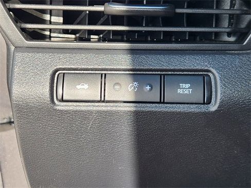 Used 2024 Nissan Altima 2.5 S image 21