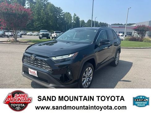 Used 2022 Toyota RAV4 Limited w/ Limited Grade Weather Package AWD/4WD image 6