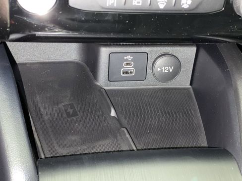 New 2024 Ford Escape SE w/ PHEV Premium Package image 24