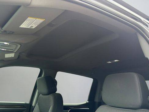 Used 2023 GMC Sierra 1500 Elevation image 17