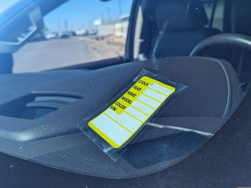 Used 2017 GMC Yukon Denali w/ Open Road Package image 16