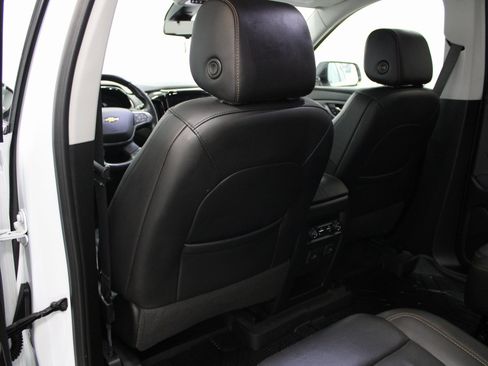 Used 2020 Chevrolet Traverse Premier w/ LPO, Blackout Package image 22