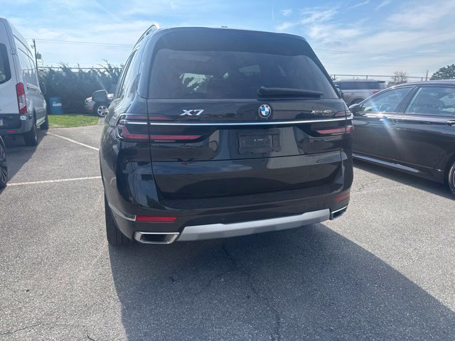 Certified 2026 BMW X7 xDrive40i w/ Premium Package AWD/4WD image 12