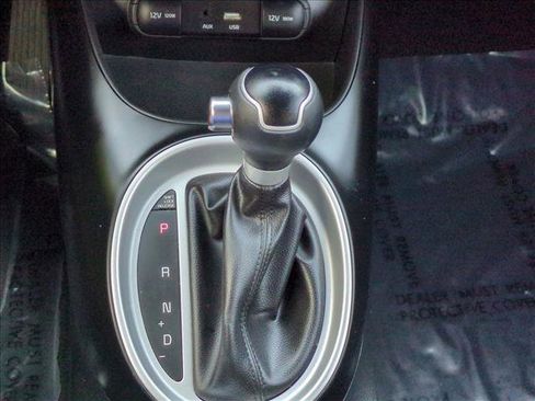 Used 2019 Kia Soul w/ Convenience Package image 12