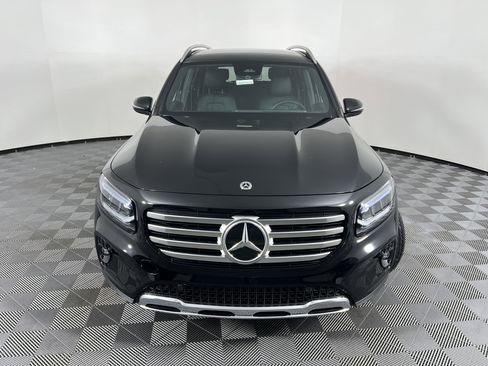 Used 2026 Mercedes-Benz GLB 250 4MATIC image 5