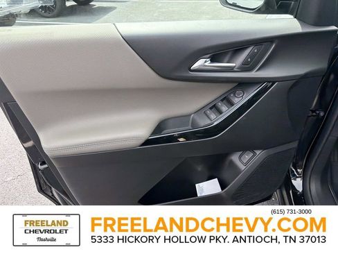 New 2026 Chevrolet Equinox LT w/ Convenience Package II FWD image 18