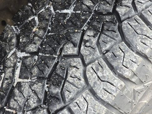 Used 2022 Chevrolet Silverado 2500 Custom w/ Custom Value Package image 20