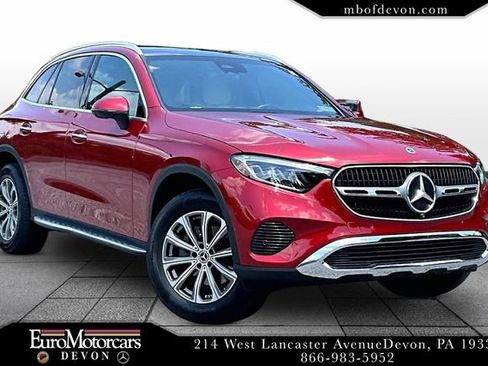 Used 2023 Mercedes-Benz GLC 300 4MATIC image 1