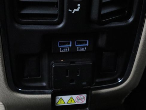 Used 2021 Jeep Grand Cherokee Limited w/ Premium Lighting Group AWD/4WD image 27