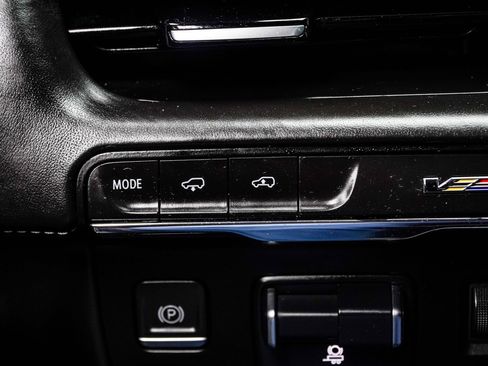 Used 2023 Cadillac Escalade V AWD/4WD image 42