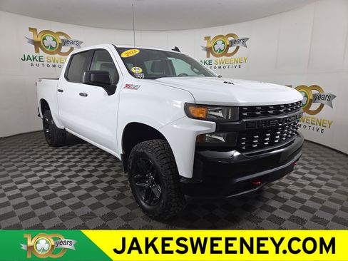 Certified 2022 Chevrolet Silverado 1500 Custom Trail Boss w/ LPO, Dark Essentials Package image 1