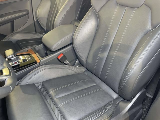 Used 2023 Audi Q5 2.0T Premium Plus w/ Premium Plus Package AWD/4WD image 5