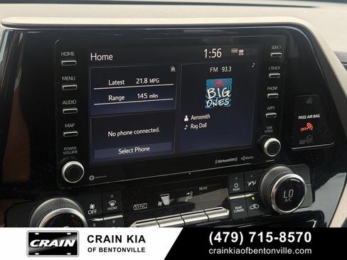 Used 2022 Toyota Highlander LE AWD/4WD image 15