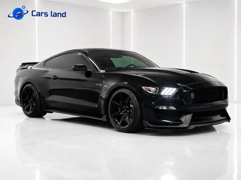 Used 2019 Ford Mustang Shelby GT350 RWD image 2