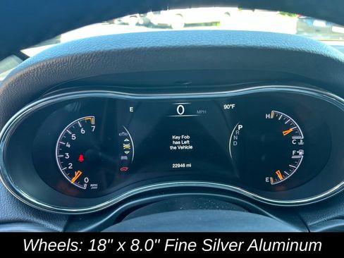 Used 2021 Jeep Grand Cherokee Laredo AWD/4WD image 20