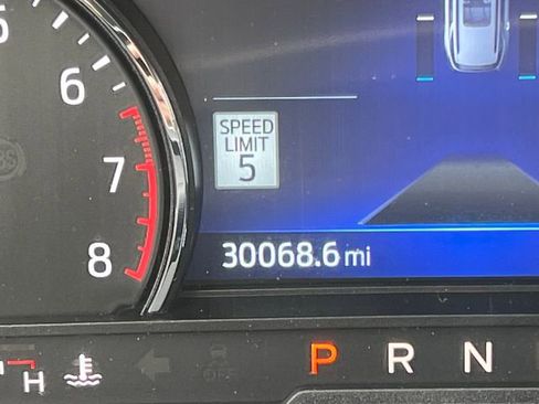 Used 2023 Ford Explorer XLT w/ Equipment Group 202A AWD/4WD image 8