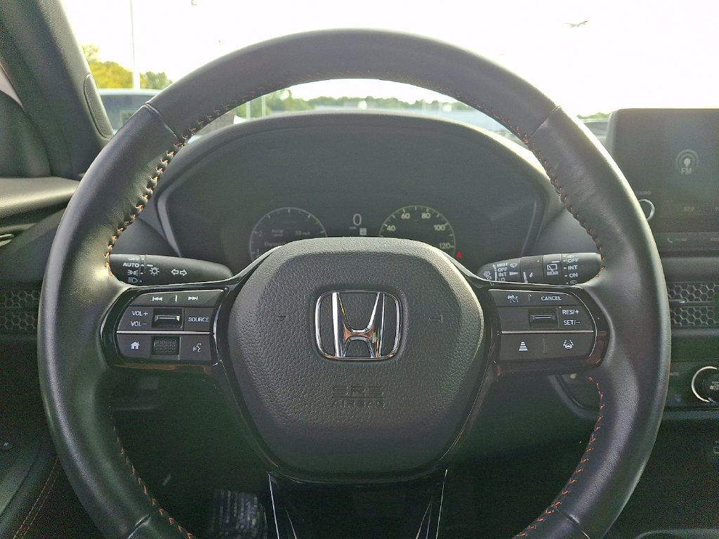 Used 2024 Honda HR-V Sport image 18