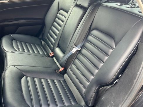 Used 2019 Ford Fusion SEL AWD/4WD image 10