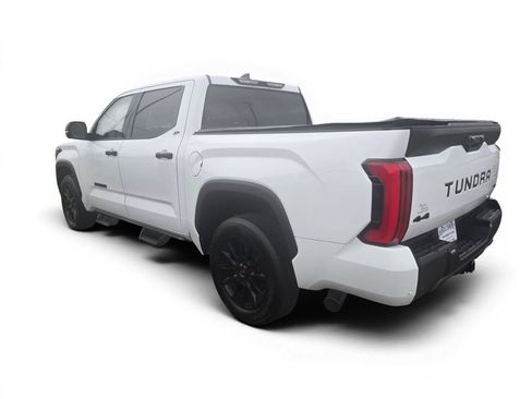 Used 2023 Toyota Tundra SR5 w/ SR5 Convenience Package AWD/4WD image 3