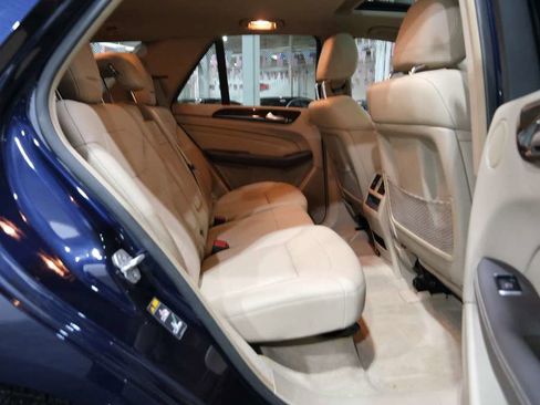 Used 2013 Mercedes-Benz ML 350 4MATIC image 25