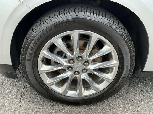 Used 2019 Buick Enclave Premium AWD/4WD image 9
