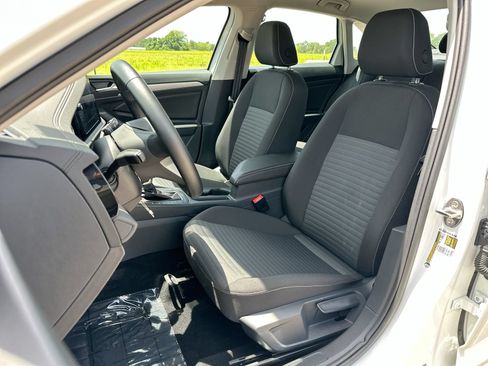 Used 2025 Volkswagen Jetta S FWD image 11