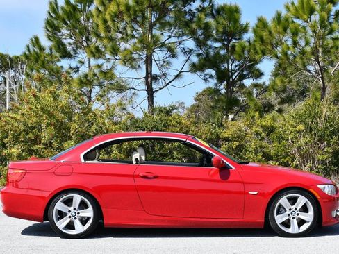 Used 2011 BMW 328i Convertible image 47