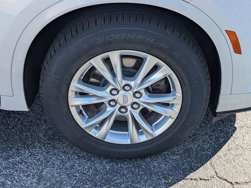 Used 2024 Cadillac XT6 Luxury FWD image 10
