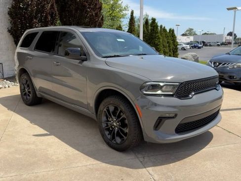 Used 2022 Dodge Durango SXT w/ Blacktop Package AWD/4WD image 7