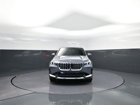 Certified 2025 BMW X1 xDrive28i image 10