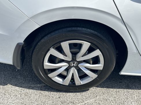 Used 2023 Honda Civic LX image 19