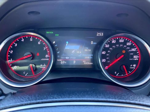 Used 2020 Toyota Camry XSE image 24