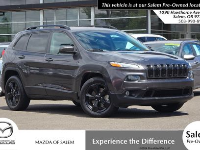 Used 2016 Jeep Cherokee Latitude w/ Comfort/Convenience Group