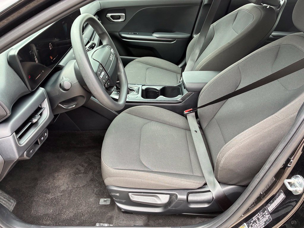 Used 2026 Kia K4 FWD image 15