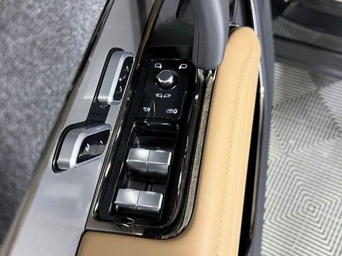 New 2026 Land Rover Range Rover Sport SE AWD/4WD image 30