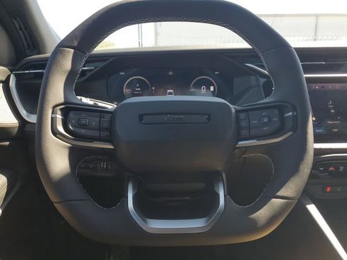 New 2026 Jeep Cherokee Overland image 26