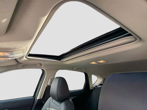 Used 2020 MAZDA CX-5 Touring image 27