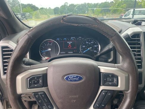 Used 2020 Ford F250 King Ranch w/ King Ranch Ultimate Package AWD/4WD image 13