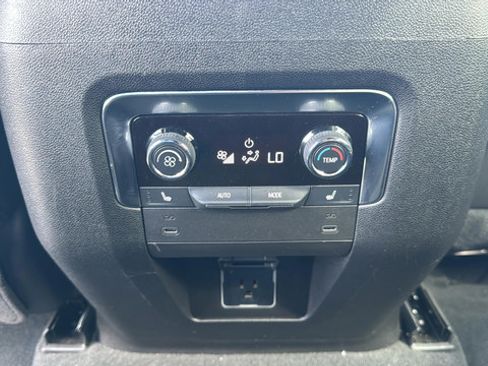 Used 2025 Chevrolet Tahoe RST w/ Comfort Package AWD/4WD image 24