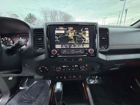 Used 2023 Nissan Frontier PRO-4X w/ Pro Convenience Package image 15